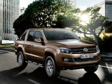 Фото Volkswagen Amarok 4-дв. 2.0 TDI MT №1